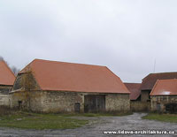 Dobrovíz - zděná stodola s pálenou krytinou