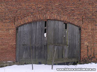 Devn dvoukdl vrata do stodoly