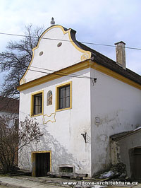  Vinařský dům v obci Pavlov s lisovnou a sklepem