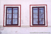 Devn okna - vnj a vnitn dvoukdl devn okna estitabulkovho lenn. 